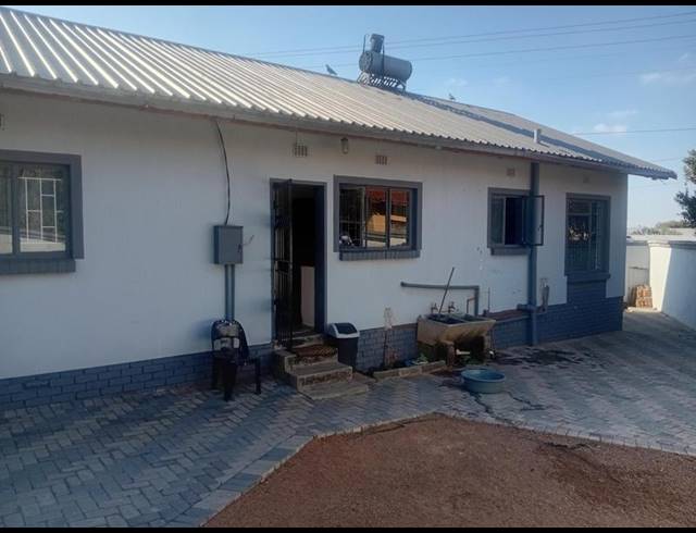 3 BEDROOM HOUSE FOR SALE IN SOSHANGUVE K